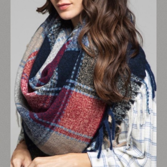 Colorful Plaid Soft Blanket Scarf - Picture 2 of 6